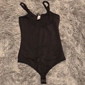 Sleek Black Women's Shapewear Bodysuit